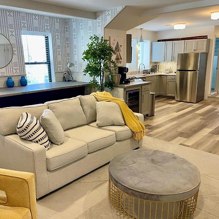 Modern Fully Renovated Suite & Loft In Downtown トレントン エクステリア 写真
