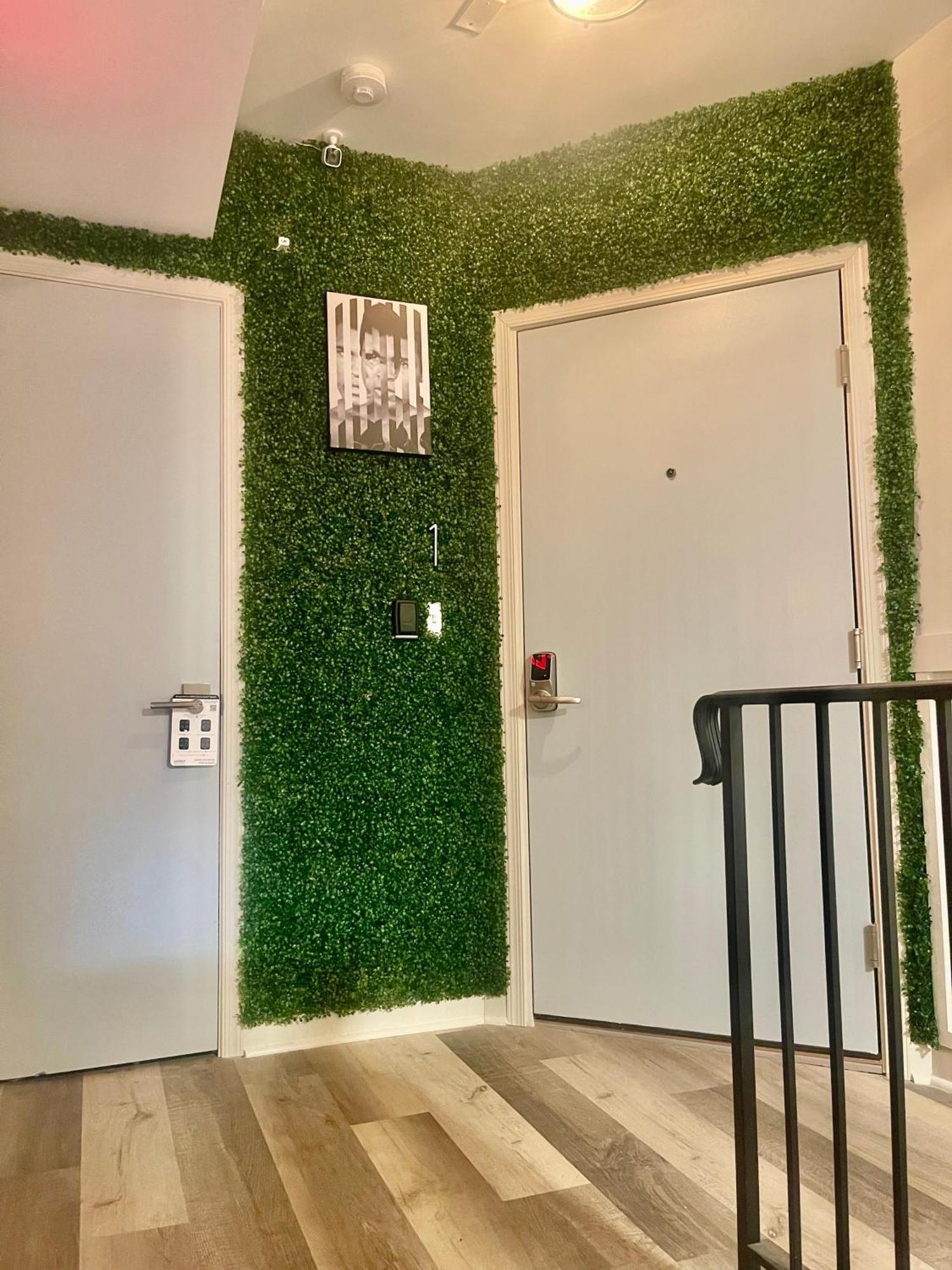 Modern Fully Renovated Suite & Loft In Downtown トレントン エクステリア 写真